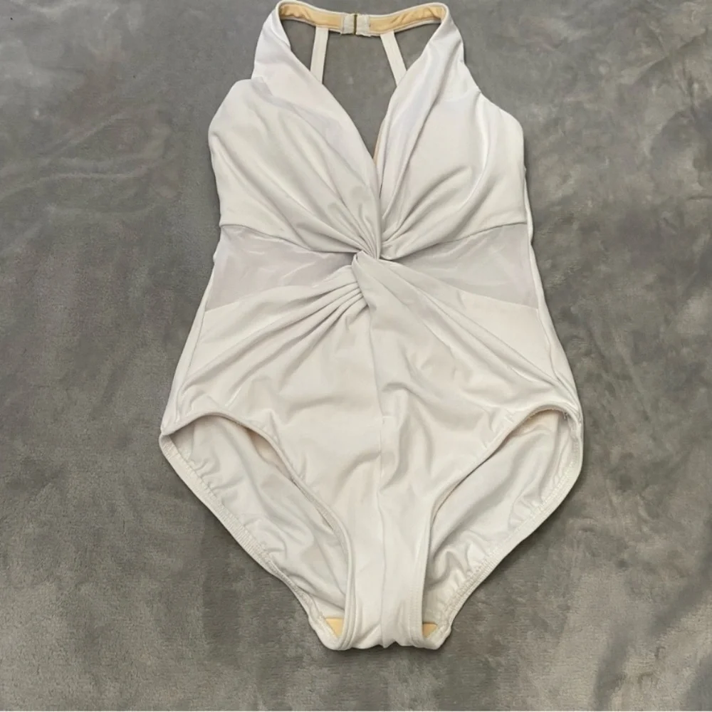 New! Miraclesuit White Illusionists Wrapture One Piece Swimsuit 3248